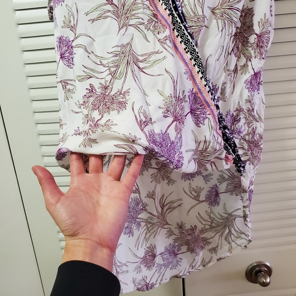 Express floral blouse - Picture 2 of 5